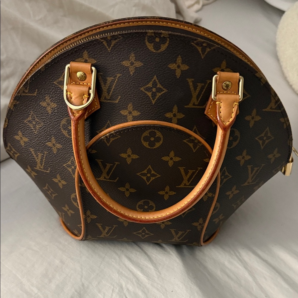 Louis Vuitton Classic Brown Monogram Shoulder Bag